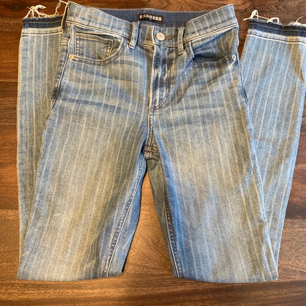 jeans